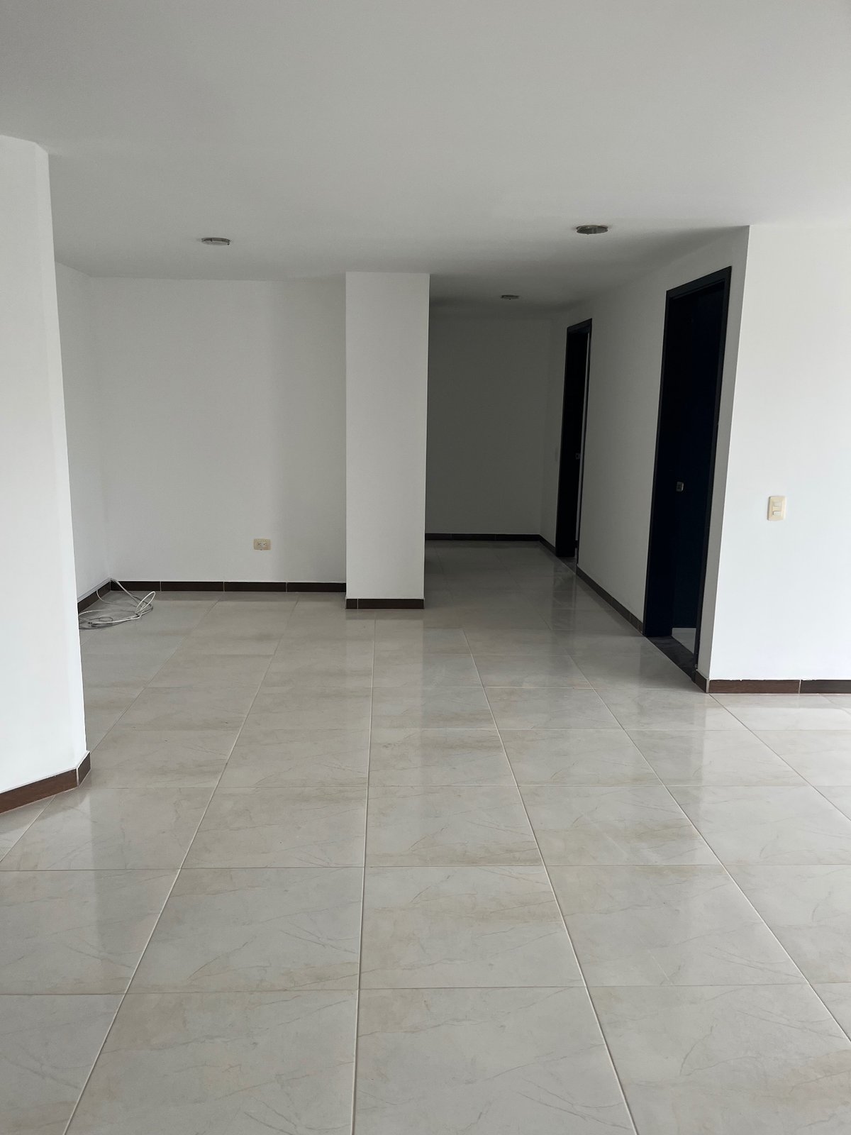 Se Arrienda apto en el edificio Santorini - Foto 2