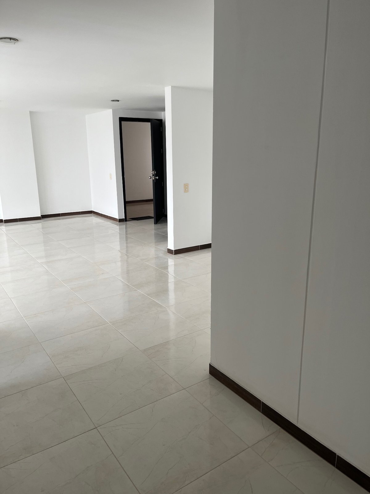 Se Arrienda apto en el edificio Santorini - Foto 13