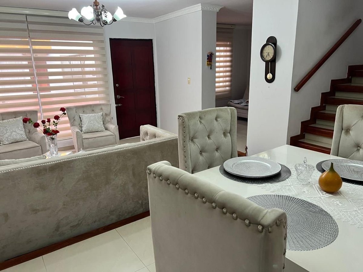 Hermoso casa conjunto cerrado cerca a campanario  - Foto 1